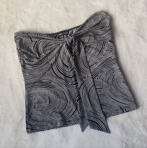 🆕️Wet Seal- Geometric Tube Top